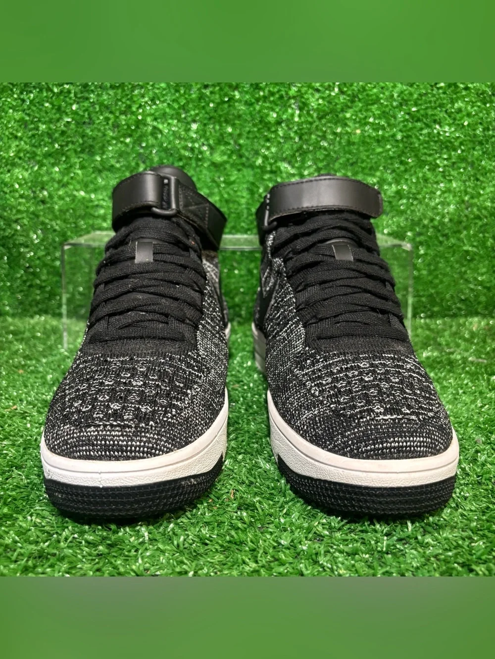 RARE Nike Air Force 1 Ultra Flyknit Mid ‘Oreo’ Womens 8 (6.5Y) 862824-001